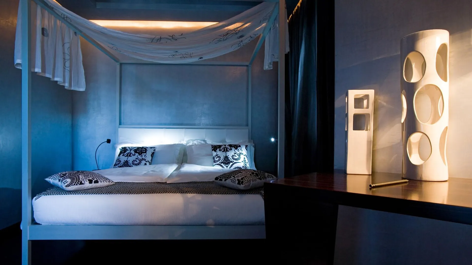 Hotel Vdb Next CTA 4*,  Italien